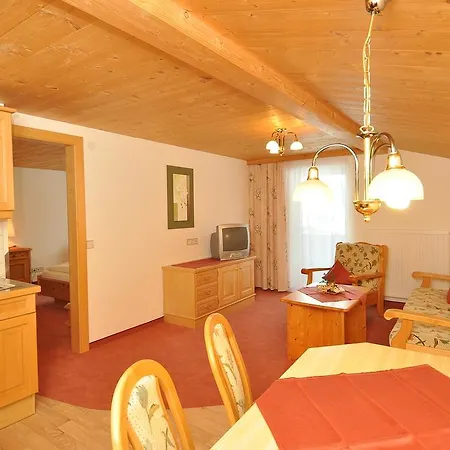 Gasthof Haus Am Waldrand 3*